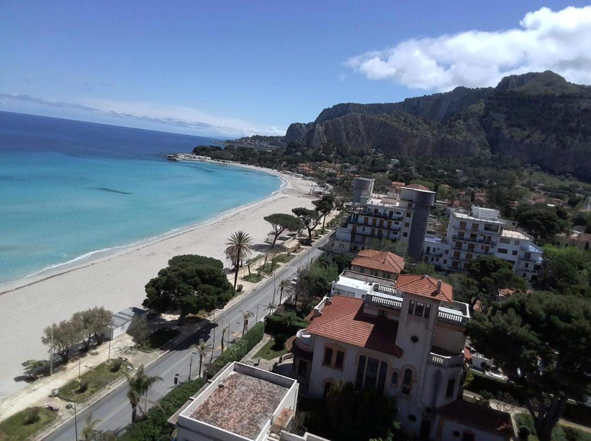 Villa Azzurra Beachfront Mondello - Palermo Exteriör bild